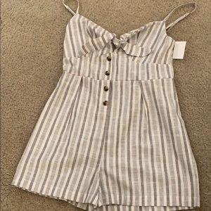 Tie romper